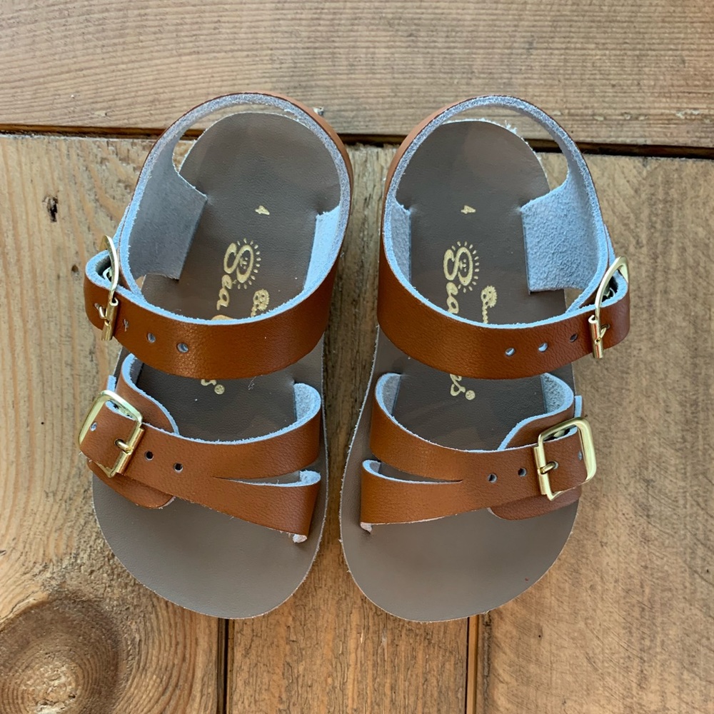 Saltwater Sandals Sea Wees size 4